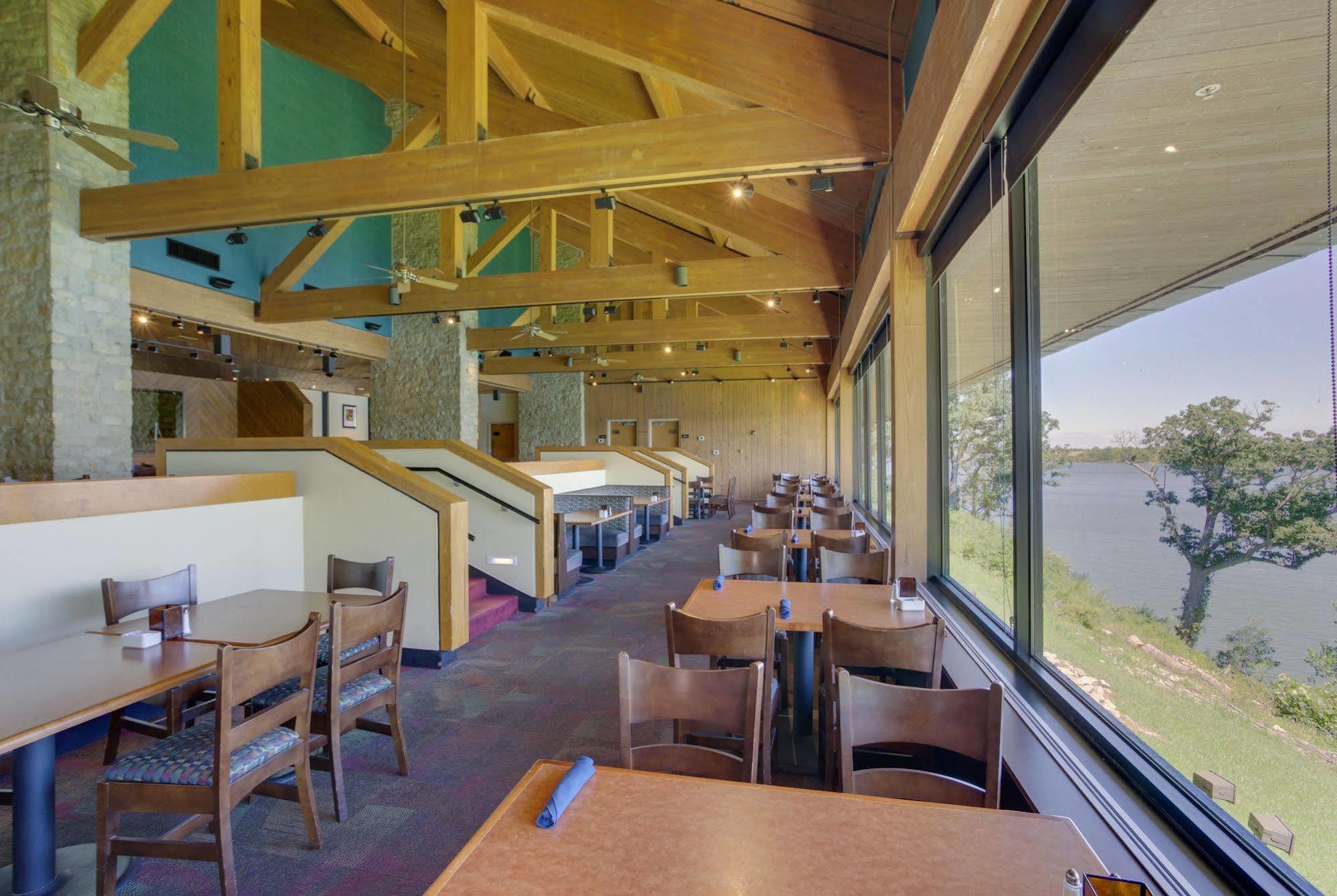Deer Creek State Park Lodge And Conference Center Crownover Mill Exteriör bild